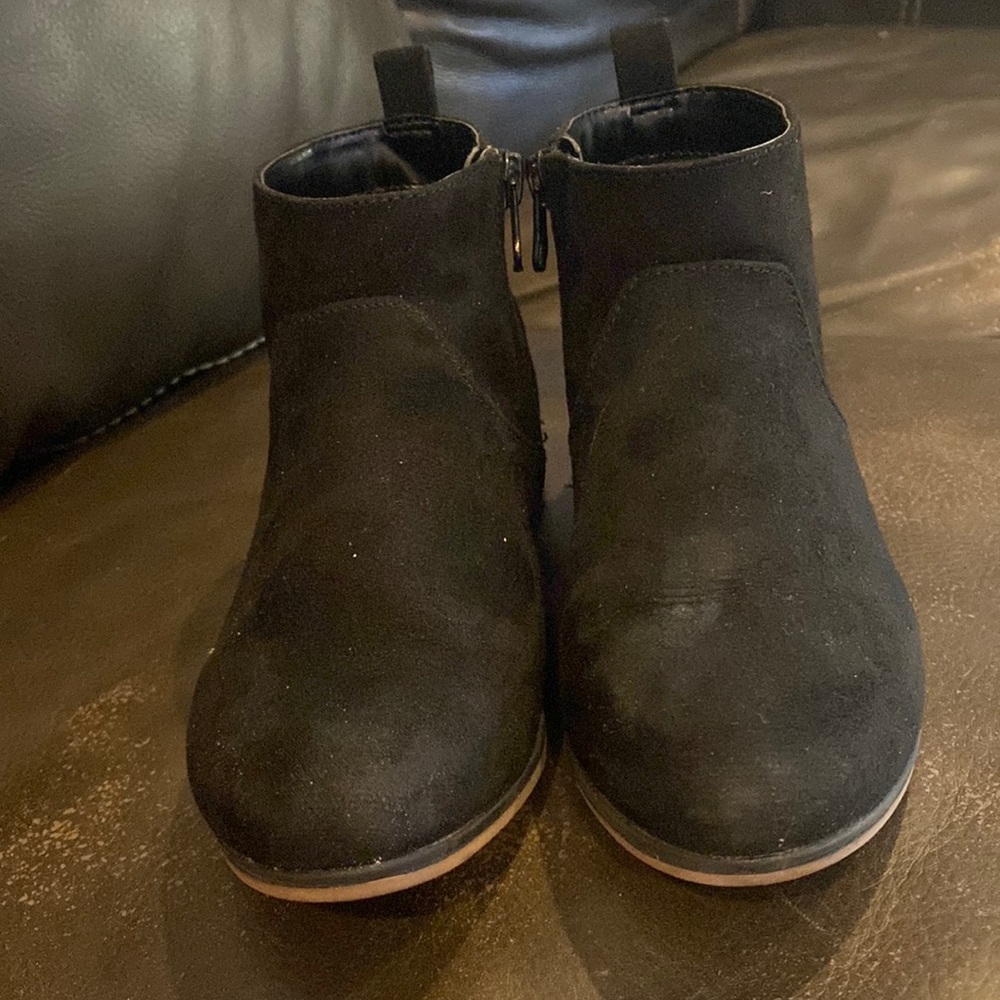 Cat and Jack boots